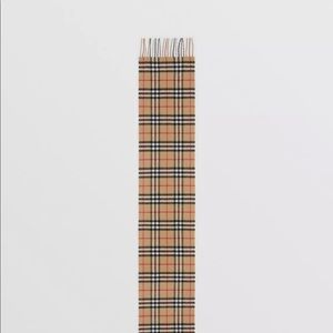 The  Classic Burberry Vintage Check Cashmere Scarf